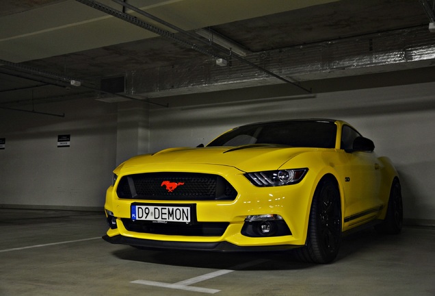 Ford Mustang GT 2015 Black Shadow Edition