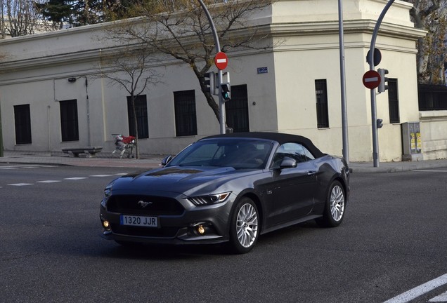 Ford Mustang GT Convertible 2015