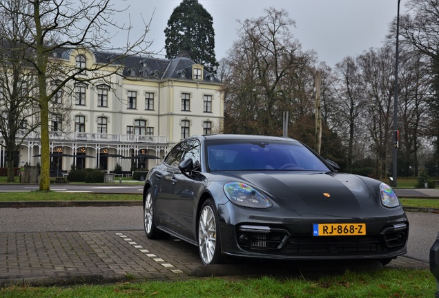 Porsche 971 Panamera Turbo S E-Hybrid Sport Turismo