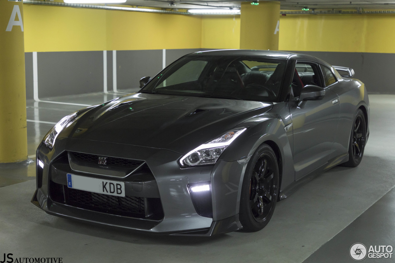 Nissan GT-R 2017 Track Edition