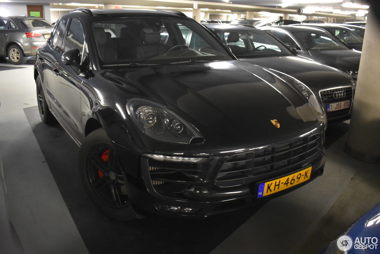 Porsche 95B Macan GTS