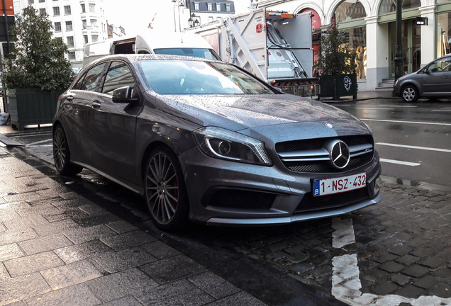 Mercedes-Benz A 45 AMG