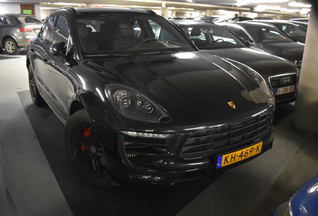 Porsche 95B Macan GTS