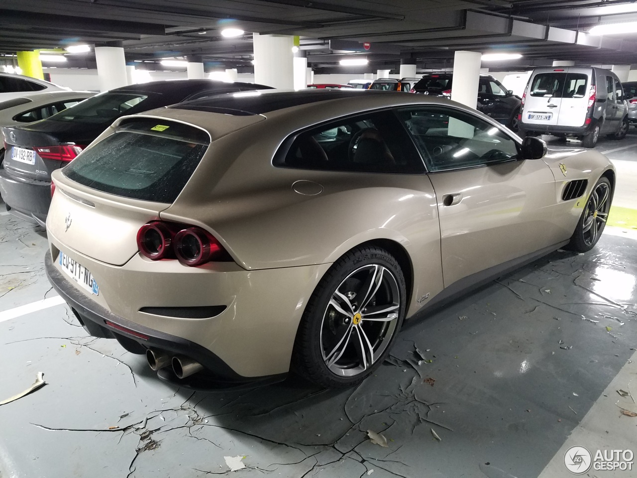 Ferrari GTC4Lusso