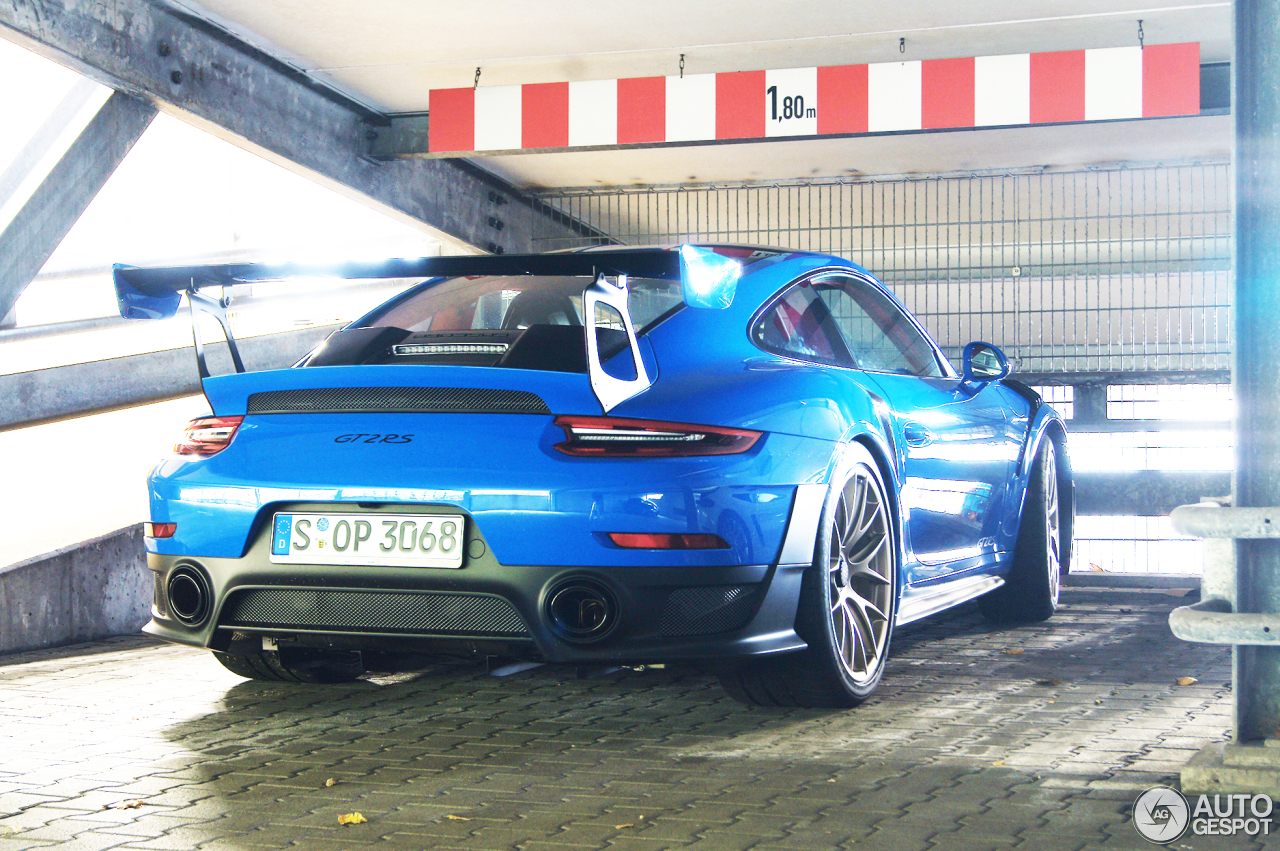 Porsche 991 GT2 RS Weissach Package