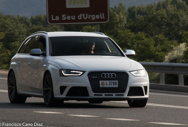 Audi RS4 Avant B8