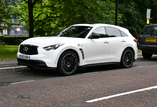 Infiniti FX Sebastian Vettel Version