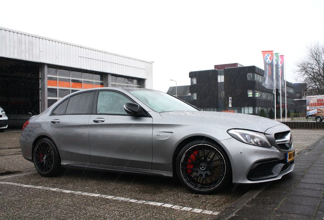 Mercedes-AMG C 63 S W205