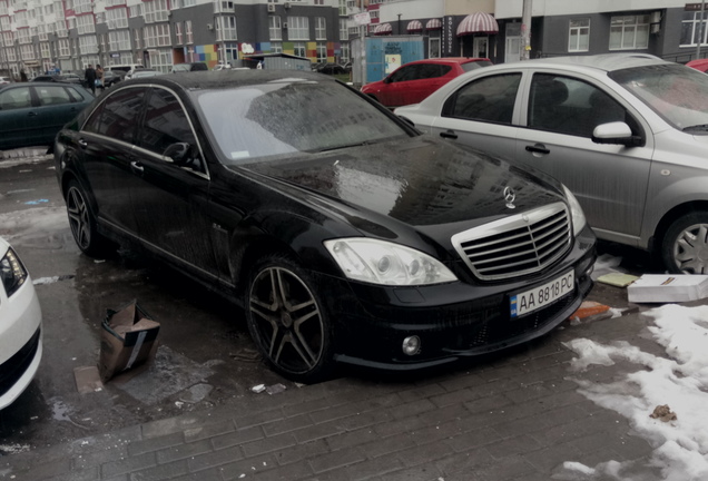 Mercedes-Benz S 63 AMG W221