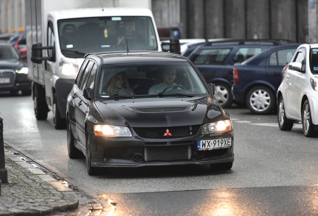 Mitsubishi Lancer Evolution IX Wagon MR