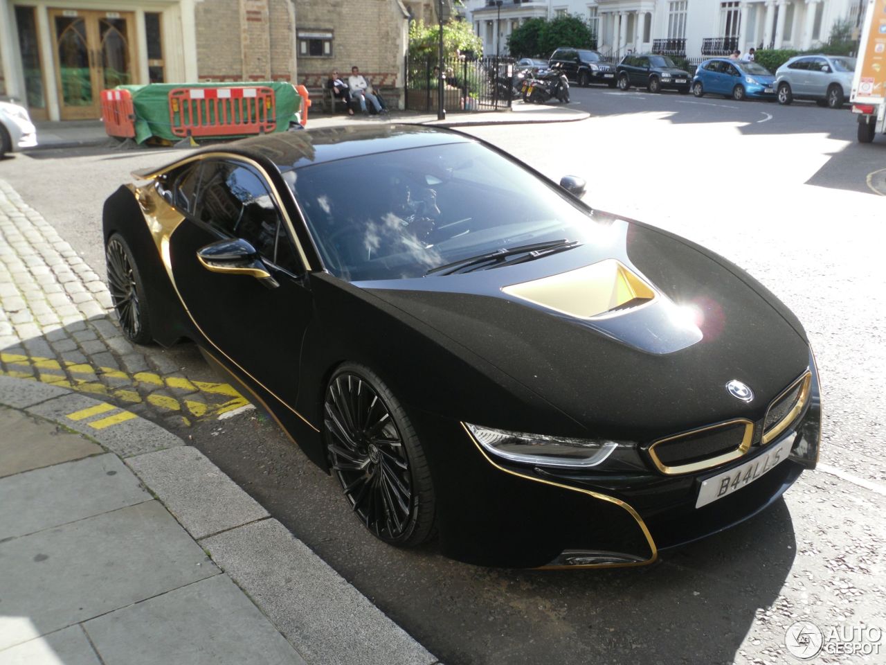 BMW i8