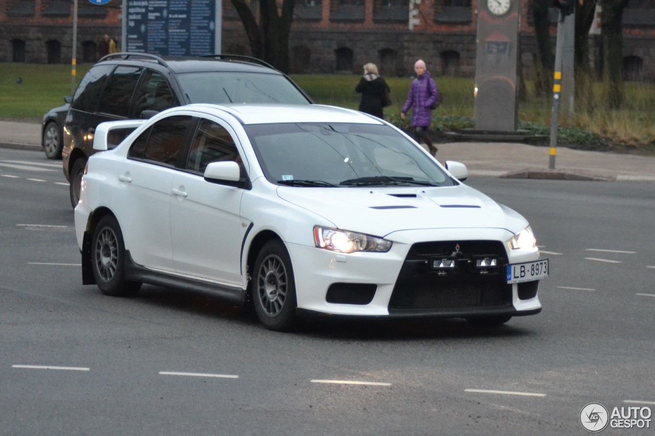 Mitsubishi Lancer Evolution X