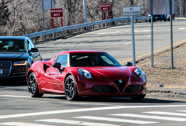 Alfa Romeo 4C Launch Edition