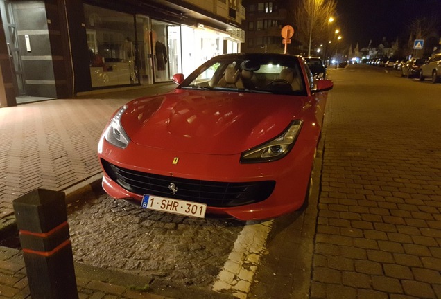 Ferrari GTC4Lusso