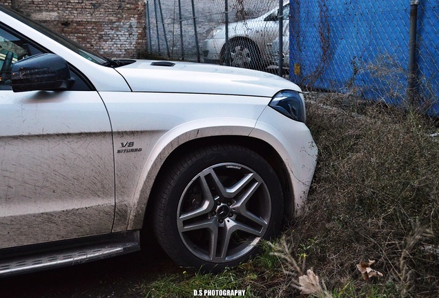 Mercedes-AMG GLS 63 X166