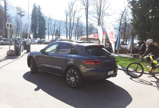 Porsche 95B Macan Turbo