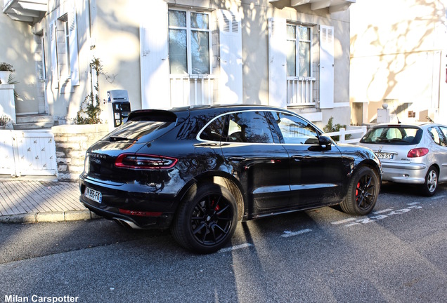 Porsche 95B Macan Turbo