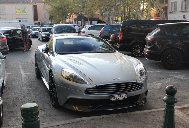 Aston Martin Vanquish 2013