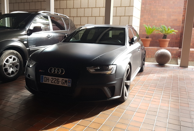 Audi RS4 Avant B8