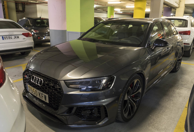 Audi RS4 Avant B9