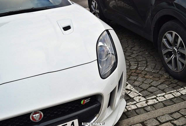 Jaguar F-TYPE S AWD Convertible