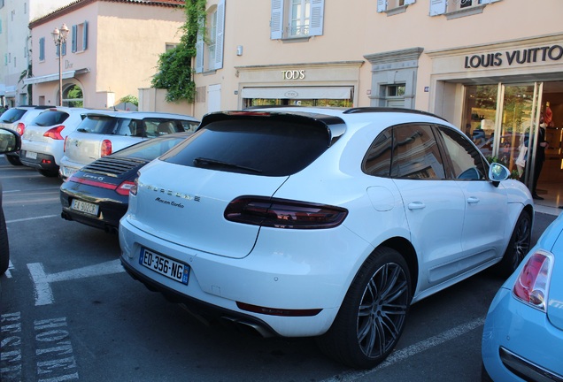 Porsche 95B Macan Turbo