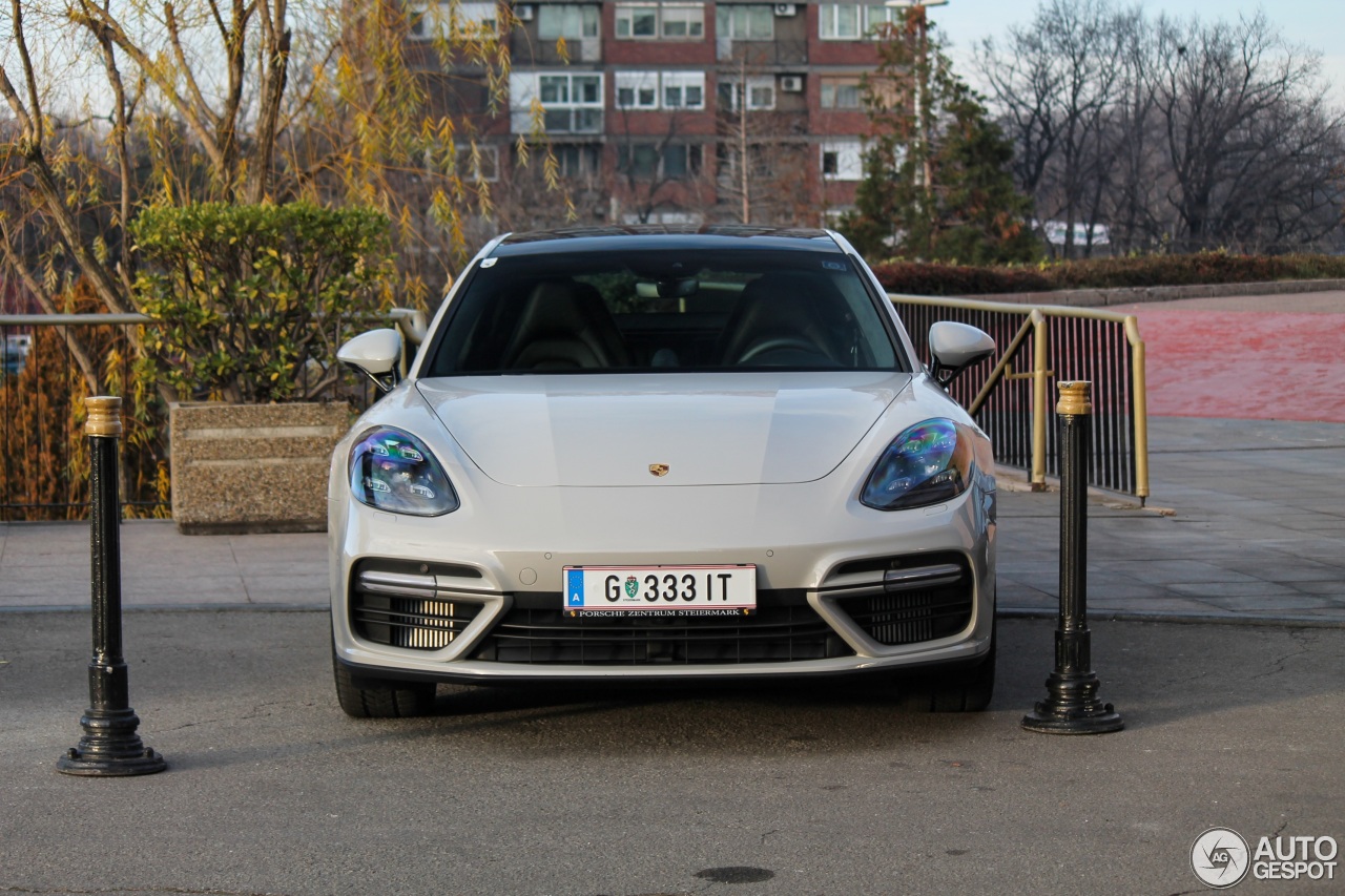 Porsche 971 Panamera Turbo S E-Hybrid