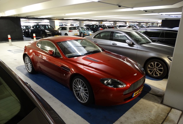 Aston Martin V8 Vantage