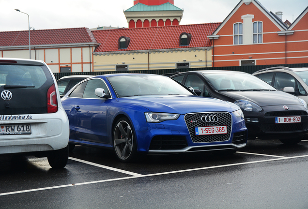 Audi RS5 B8 2012