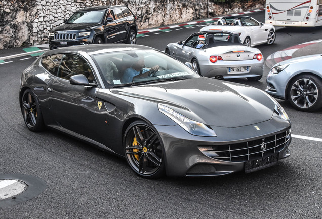 Ferrari FF