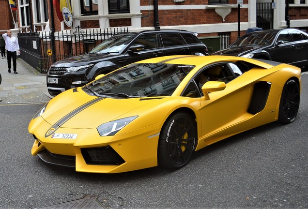 Lamborghini Aventador LP700-4