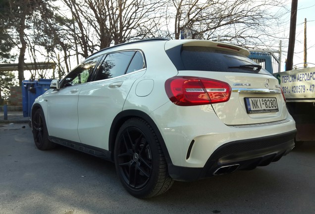 Mercedes-AMG GLA 45 X156