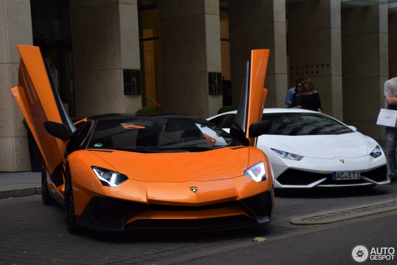 Lamborghini Aventador LP750-4 SuperVeloce Roadster