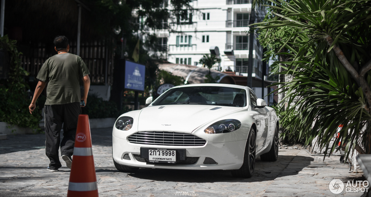 Aston Martin DB9 2010