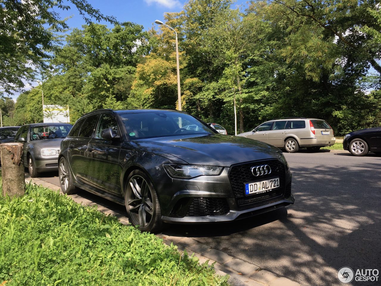 Audi RS6 Avant C7 2015