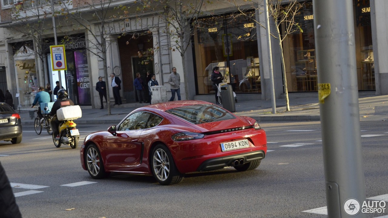 Porsche 718 Cayman S