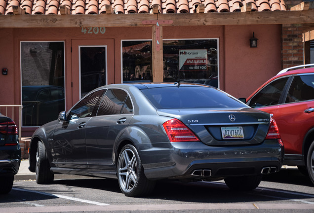 Mercedes-Benz S 63 AMG W221 2011