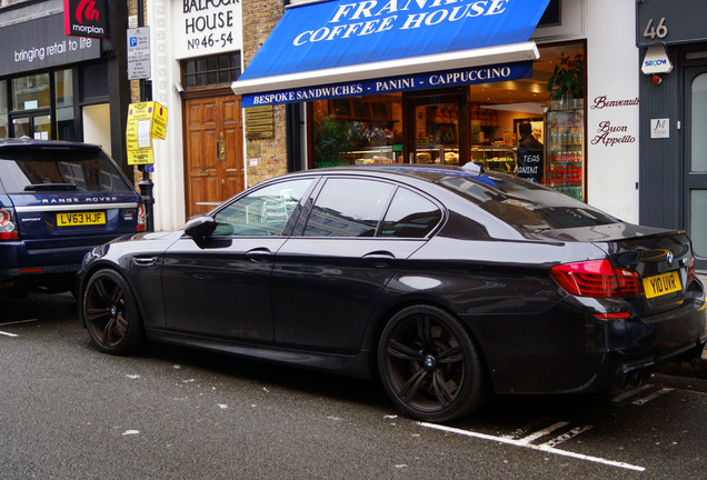 BMW M5 F10 2011