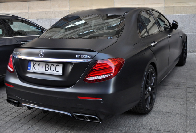 Mercedes-AMG E 63 S W213 Edition 1