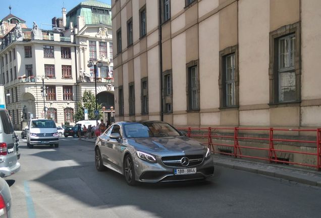 Mercedes-Benz S 63 AMG Coupé C217