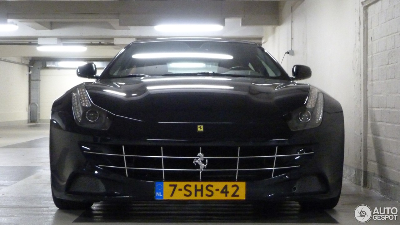 Ferrari FF