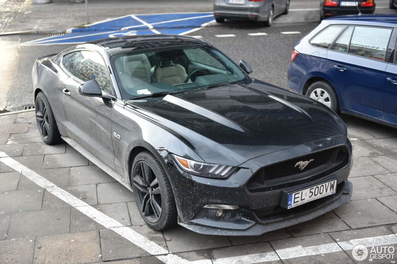 Ford Mustang GT 2015