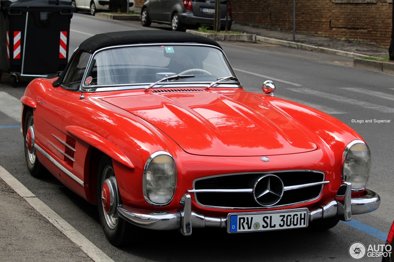 Mercedes-Benz 300SL Roadster