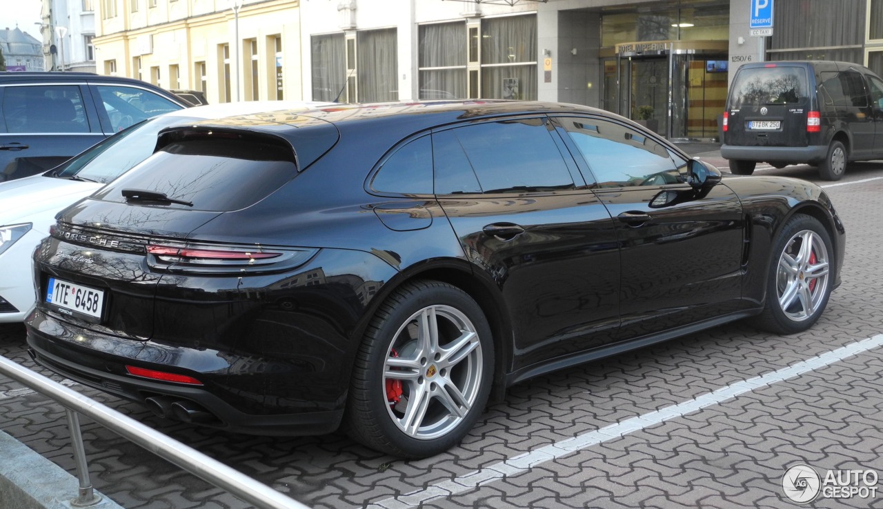 Porsche 971 Panamera Turbo Sport Turismo