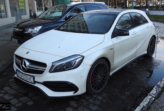 Mercedes-AMG A 45 W176 2015