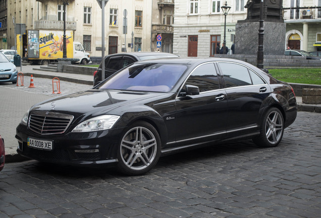 Mercedes-Benz S 63 AMG W221 2010