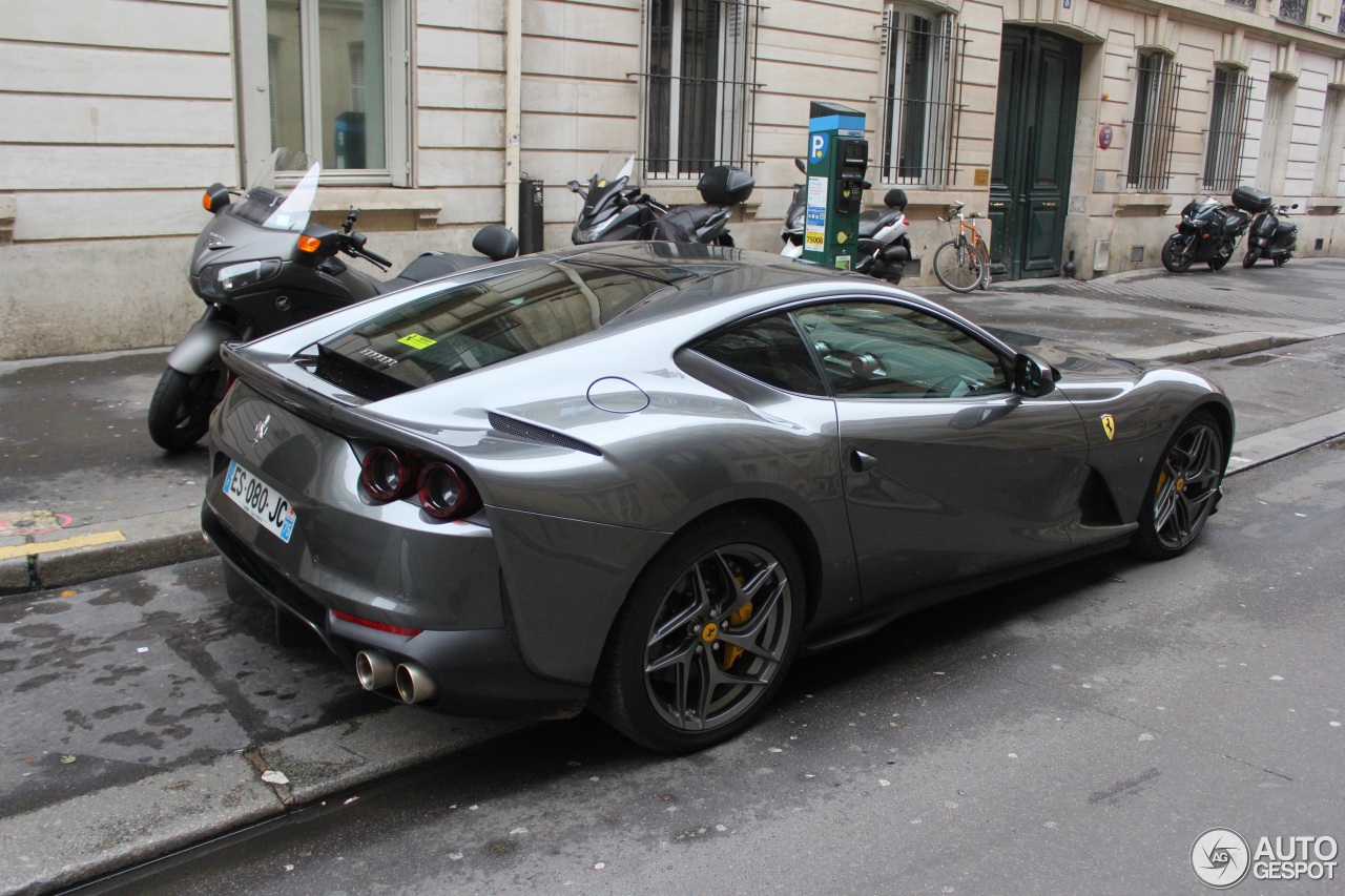 Ferrari 812 Superfast