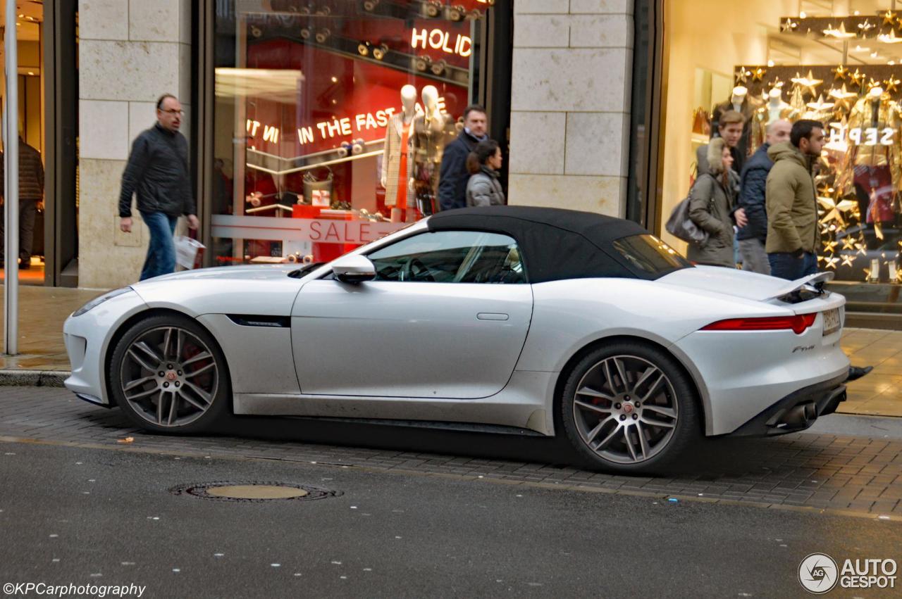 Jaguar F-TYPE R AWD Convertible