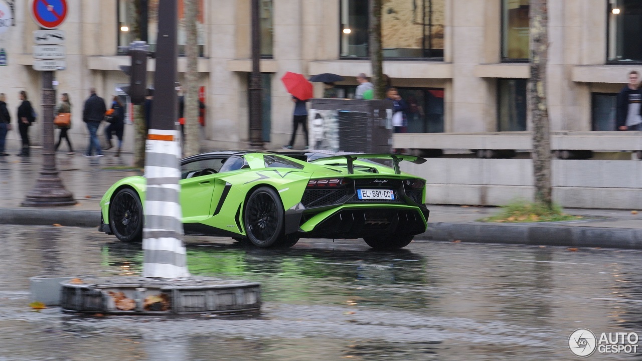 Lamborghini Aventador LP750-4 SuperVeloce Roadster