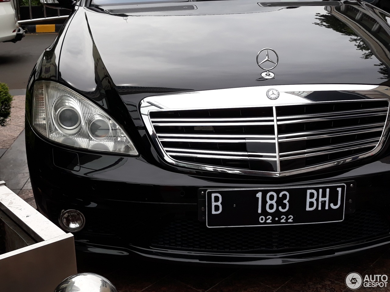 Mercedes-Benz S 63 AMG W221